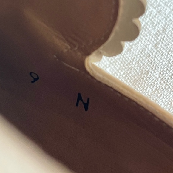 Stuart Weitzman Crocodile Embossed Leather Mule 9N - Picture 10 of 12